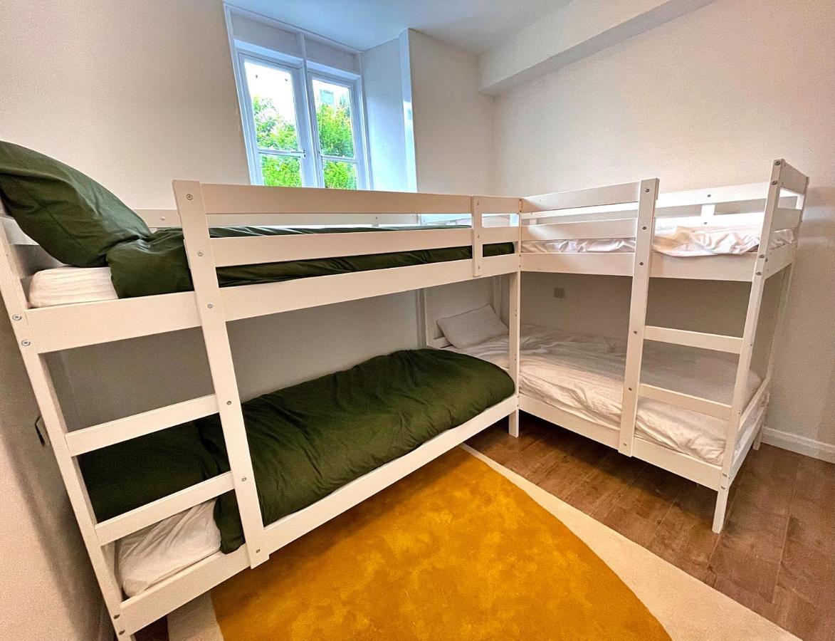Finest Retreats - Luxury Converted Chapel With Hot Tub & Games Room Dinas Mawddwy Esterno foto