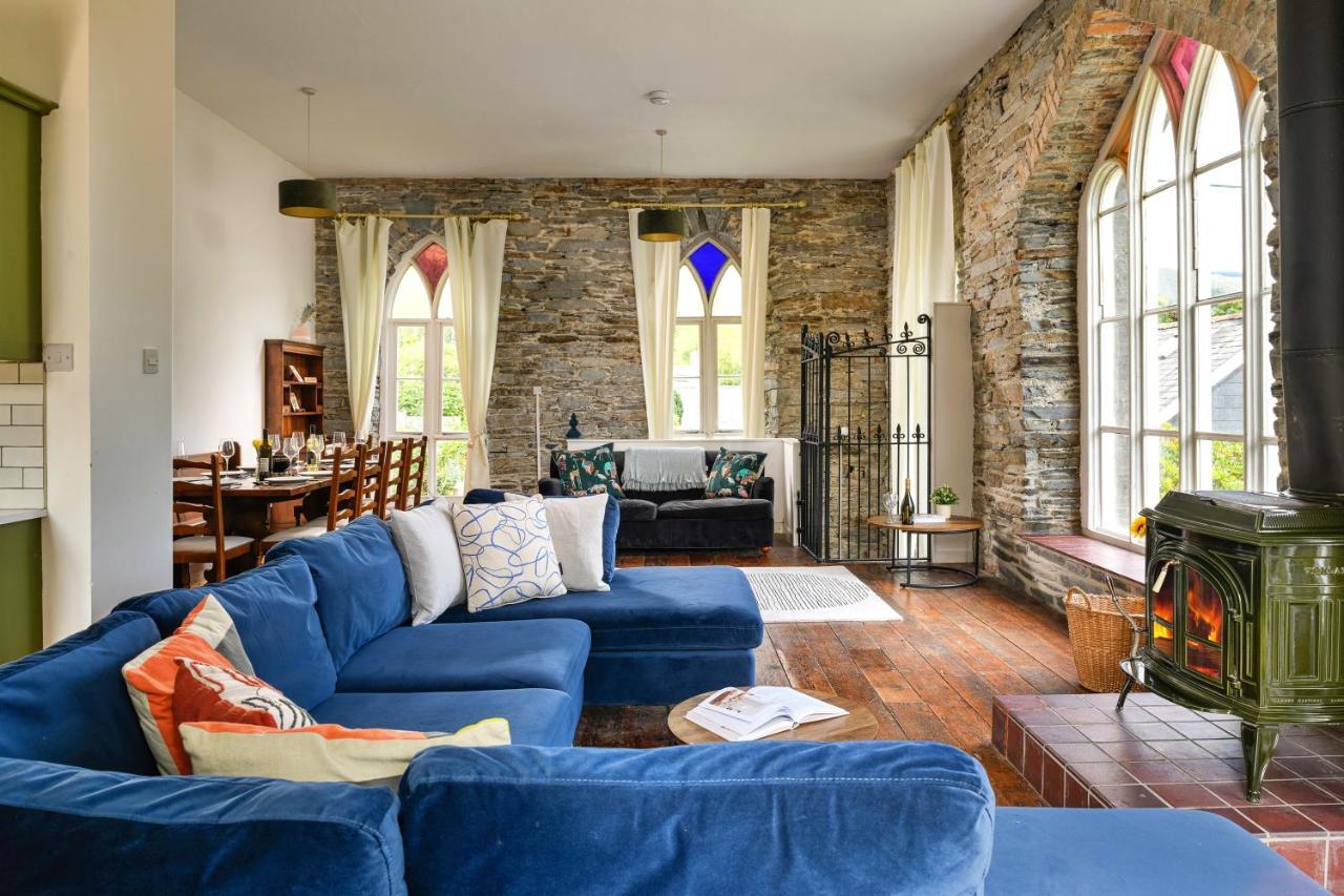 Finest Retreats - Luxury Converted Chapel With Hot Tub & Games Room Dinas Mawddwy Esterno foto